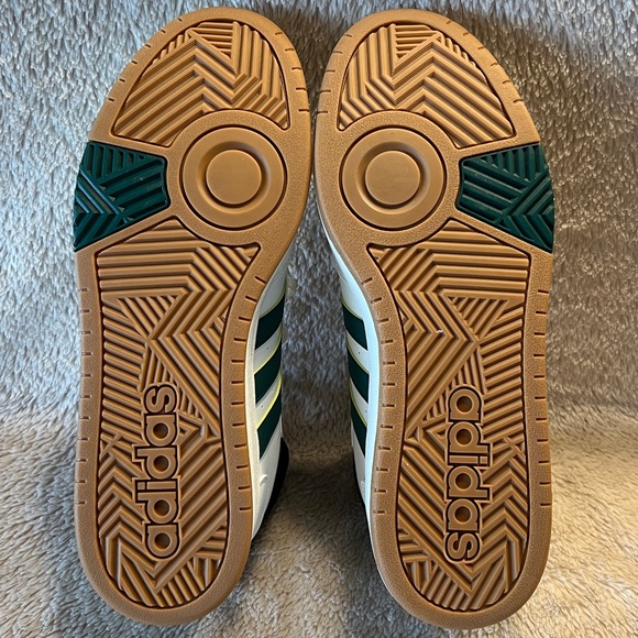 ADIDAS Hoops 3.0 Mid Classic Vintage Look Sneakers - Picture 9 of 13